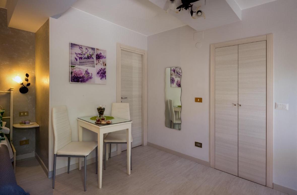 B&B Giulia ตาออร์มินา ภายนอก รูปภาพ