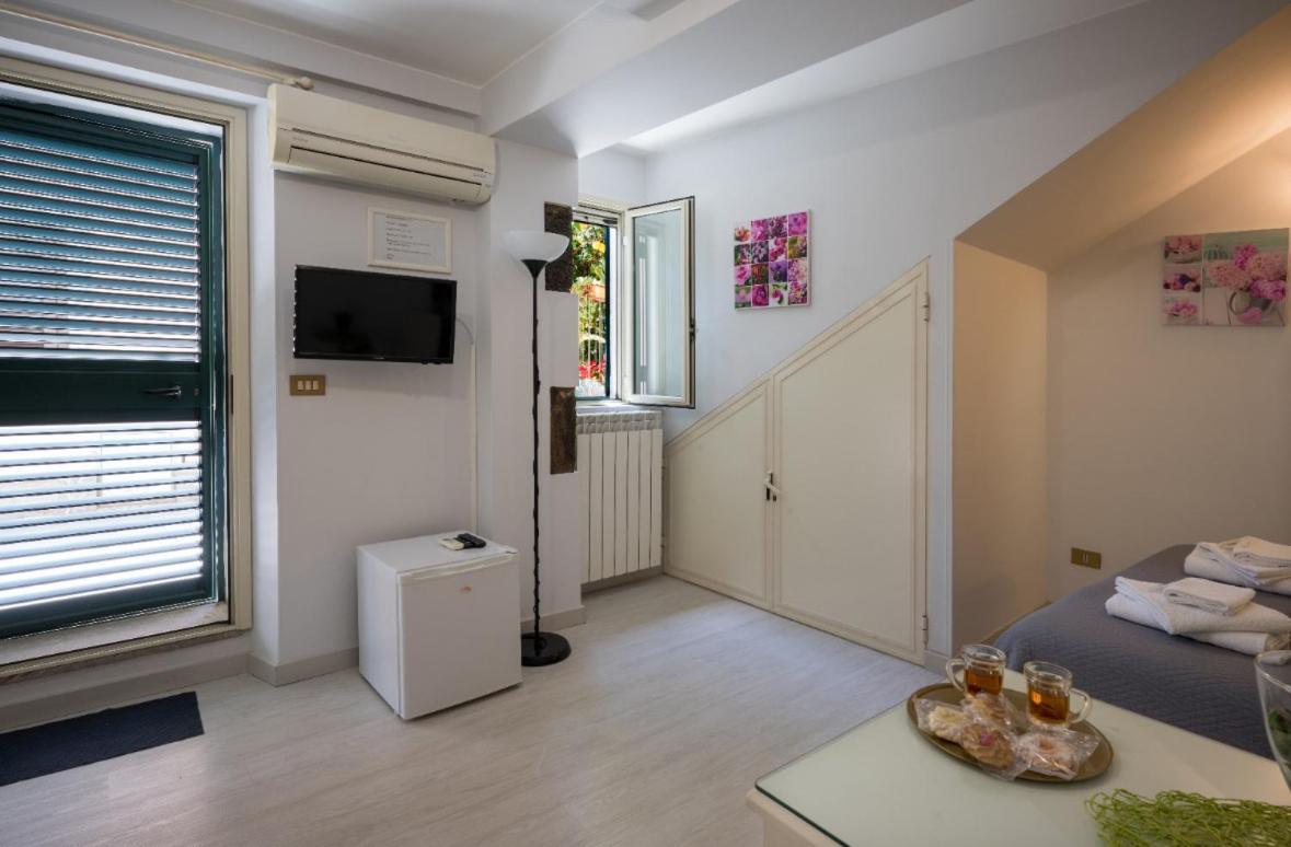 B&B Giulia ตาออร์มินา ภายนอก รูปภาพ