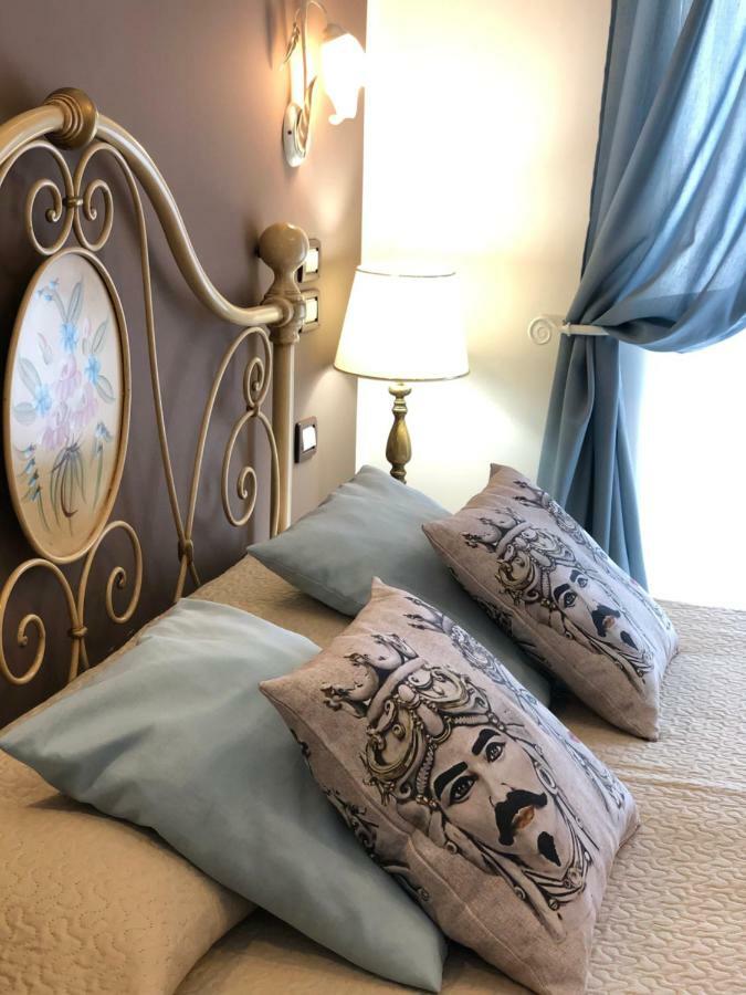 B&B Giulia ตาออร์มินา ภายนอก รูปภาพ